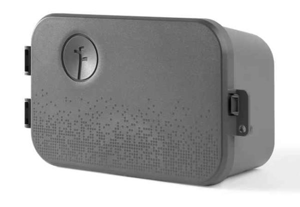 Boitier exterieur pour controleur Rachio